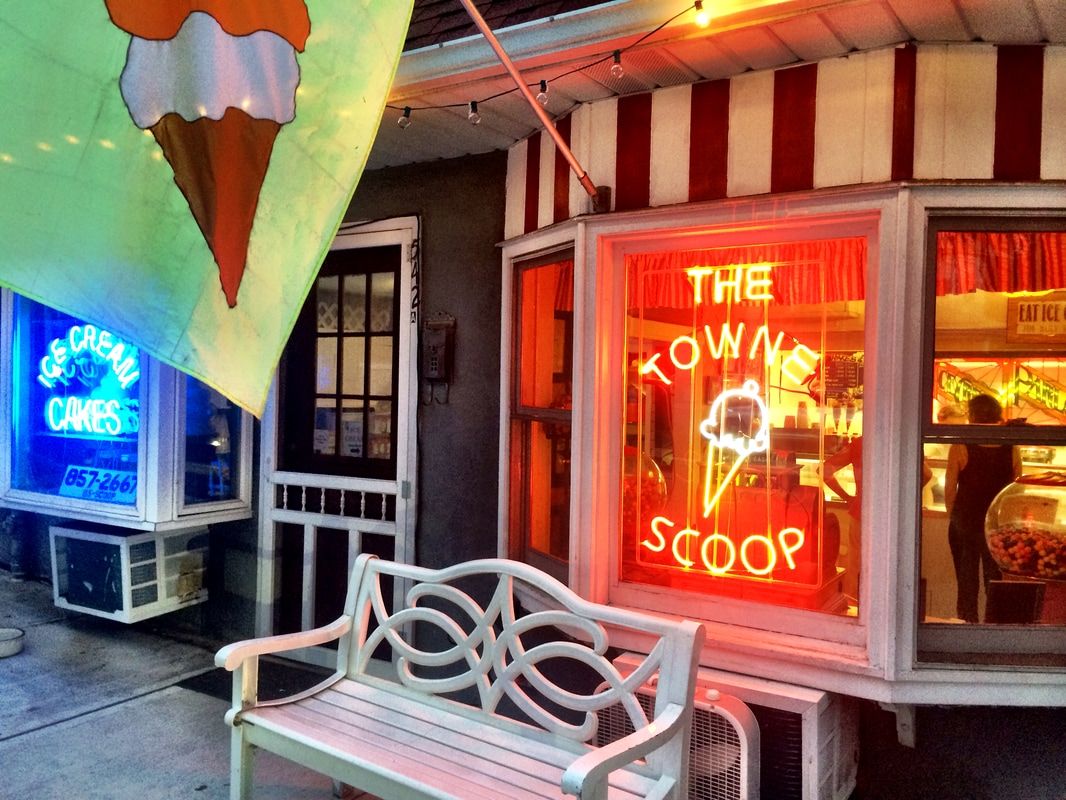 The  Towne Scoop Storefront
